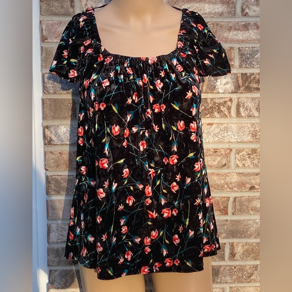 Velvet Puff Sleeve Floral Peasant Top - Picture 1 of 7